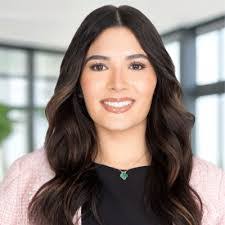 Katie Lindemann's Instagram, Twitter & Facebook