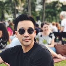 Aaron Moy's Instagram, Twitter & Facebook