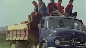 Hababam sınıfı sınıfta kaldı | full hd. Bir Istanbul Hayali On Twitter 1977 Yapimi Hababam Sinifi Uyaniyor Filminin Son Kismi Hababam Sinifindan Ahmet Mezun Olup Bir Koy Okuluna Cekme Koyu Ogretmen Olur Cekme Koyu Gunumuzde Ilce Belediyesine Donusen Cekmekoy