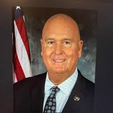 Elvin Pimentel's Instagram, Twitter & Facebook