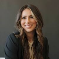 Rachel Ribeiro's Instagram, Twitter & Facebook