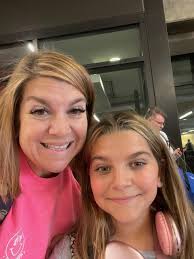 Dee Dee Hinton (@the_hairdoctor1) • Instagram photos and videos