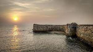 Know about the historical importance of sindhudurg fort, its structures, tourists experience, places to visit nearby and how to reach sindhudurg. Sindhudurg Fort Stockbild Bild Von Meer Indien Geschichte 79377273