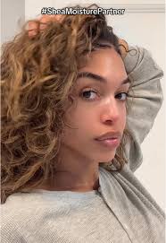 Wash day essentials! I always reach for @SheaMoisture Curl Enhancing  Smoothie to keep my blonde curls protected, healthy, and ultra-hydrated.  The softness of my curls after using this product is ...