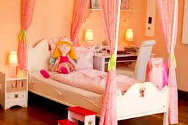 Damit sich auch grosse prinzessinnen in ihrem bett wohlfühlen, gibt es lange und schöne prinzessinnen betten, in welchen sich die prinzessinnen erholen und ausschlafen können, um munter und frisch in den neuen tag zu starten. Lillifee Zimmer Beverland Resort