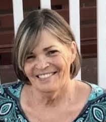 Lori Curry's Instagram, Twitter & Facebook