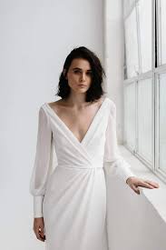 Non Traditional Wedding Dresses Wedding Gown Price Buy Wedding Gowns Online 201905 Low Neckline Wedding Dresses Wedding Dresses Simple Modern Wedding Dress