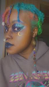 Vampire diaries & sushi anyone? 👹