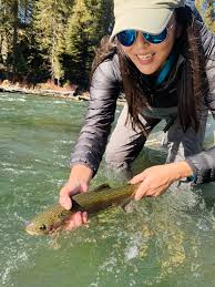 PNW Gal On The Fly – Thoughts | Reviews | Adventures