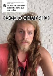 Homem com Cabelo Comprido: Estilo e Dicas