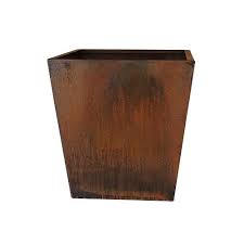 Planter panels interlock together to form incredibly solid plant container that can accommodate large plants. Robot Check Square Planters Corten Steel Planters Corten Steel