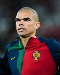 🚨 𝗢𝗙𝗙𝗜𝗖𝗜𝗔𝗟:Kepler Laveran de Lima Ferreira 'Pepe' has retired from  football at the age of 41