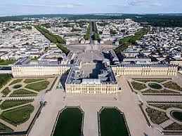 The gardens of versailles occupy part of what was once the domaine royal de versailles, the royal demesne of the château of versailles. Schloss Versailles Wikipedia