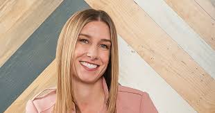 Wisdom From The Women Leading The AI Industry, With Ashley Kramer of  Sisense