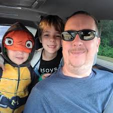 Any tips for cheap poker table construction?