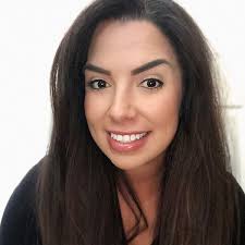 Lisa Lujan's Instagram, Twitter & Facebook