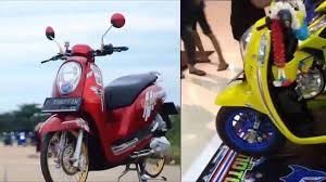 Setelah memahami berbagai tips modifikasi kendaraan roda dua dari kami di atas, sekarang saatnya anda untuk melihat berbagai referensi modifikasi yang sudah dilakukan oleh para pecinta otomotif. Modifikasi Scoopy Kontes Modifikasi Scoopy Jari Jari Youtube