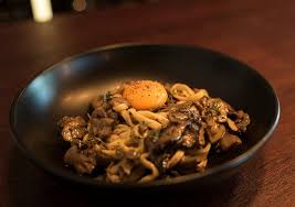 Funghi,fanno parte di molte ricette nella cucina mediterranea.attenzione però,non tutti sono commestibili e bisogna stare attenti alle allergie. Fettuccine Al Funghi Porcini Homemade Pasta Served With Gourmet Fresh Mushroom Shitake Porcini Portobelo Combined With Thyme White Wine And Egg Yolk Picture Of Castelli Estate In Cucina Denmark Tripadvisor