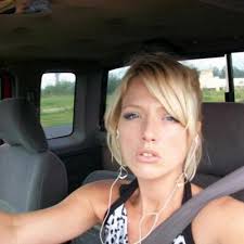 Shannon Hartfield's Instagram, Twitter & Facebook