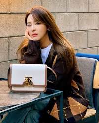 Net worth and salary sandara park: Sandara Park S Net Worth