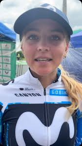 Un mensaje de @catfergus0n en español para todos los aficionados del equipo  Movistar después del tour de Gran Bretaña