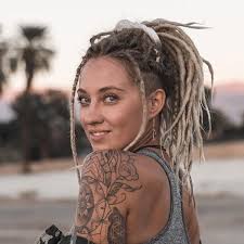 Amazon.com: Plan, Track, Reflect, Succeed: Your 30-Day Financial Journey:  Daily Tracking, Budgeting, and Celebrating Milestones for Lasting Financial  Success Workbook: Nova, Valentina: Books