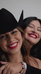 Maritza Richards's Instagram, Twitter & Facebook