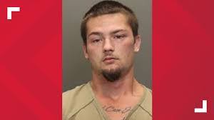 Dante Shields's Instagram, Twitter & Facebook