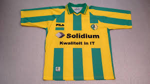 Ado den haag is een echte familie club en neemt haar maatschappelijke verantwoordelijkheid. Ado Den Haag Home Football Shirt 2000 2001