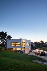 Architecture, amenagement terrain en pente maison was posted may 14, 2016 at 9:47 am by davidreed.co. Construction D Une Maison Qui Cache Bien Son Jeu A Carantec Trecobat