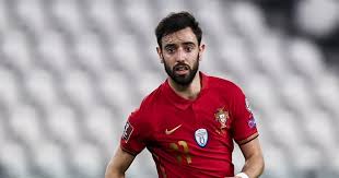 Starting off, bruno miguel borges fernandes was born on the 8th day of september 1994 at maia, in the metropolitan area of. Watch Bruno Fernandes Picks Out Cristiano Ronaldo With Stunning Cross Planet Football