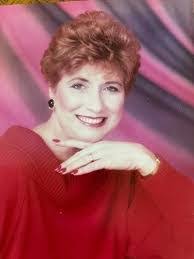 Dan Looney's Instagram, Twitter & Facebook