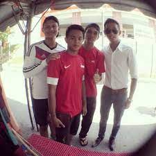 Selamat datang ke khairul azwan channel. Khairul Azwan On Twitter One Person Followed Me Automatically Checked By Https T Co Zodtzx5pof