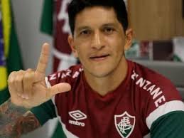 Alex nega ter deixado de falar com Felipão e diz que viu final da Copa