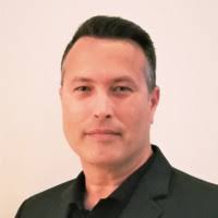 50+ perfiles de «Mark Cha»