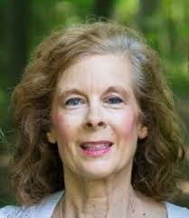 Emma Hays's Instagram, Twitter & Facebook