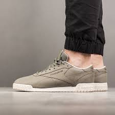 In passato erano considerate solo scarpe da danza, ma oggi le ballerine hanno conquistato la vita di tutti i giorni e regalano comfort ad ogni donna. Acquisti Online 2 Sconti Su Qualsiasi Caso Reebok Exofit Lo Scarpe Da Corsa