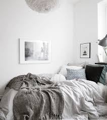 Cozy Home In Natural Tints Coco Lapine Design White Bedroom Cozy Bedroom Decor Cozy Comfy Bedroom