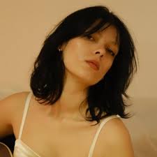 heyy singer/songwriter/music director/producer based in London! would love  to connect