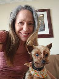 Dog walking, overnight pet sitting services and drop in visits inclusive to  both dogs and cats.I am insured and bonded. Meet and greets arranged at  your convenience. References available.