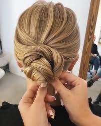 Easy Elegant Updo Hairstyles Diy Video Oksana Sergeeva Stilist Via Instagram Mediumupdohair In 2020 Hair Styles Bride Hairstyles Wedding Hairstyles