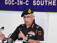 ✪ bipin rawat is the 27th chief of army staff of the indian army and assumed office on 31 december 2016. Vvr V2l02qwtvm