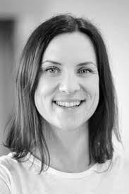 Alexandra Renner's Instagram, Twitter & Facebook