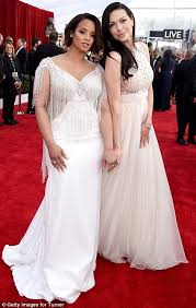 Sag Awards Eva Longoria And Alicia Vikander Sparkle On Red Carpet Nice Dresses Dascha Polanco Orange Is The New Black
