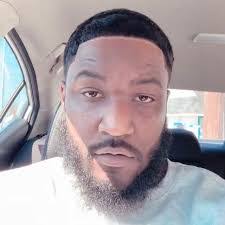 Anthony Redd's Instagram, Twitter & Facebook