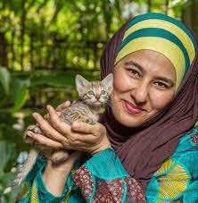 Connecting the Seemingly Unconnected: A Dialogue with Nahida Esmail