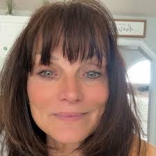 Brenda Hegler's Instagram, Twitter & Facebook