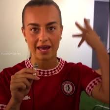 Ella Powell's Cutie Headband Style Revealed