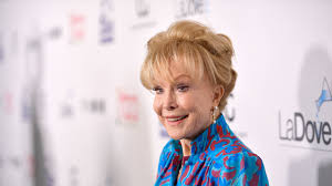 Barbara eden shows you how to get height out the crown without teasing! Barbara Eden 87 Redet Uber Zeit Als Bezaubernde Jeannie Promiflash De