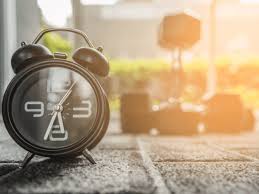 It is 5 o'clock in the afternoon. Should You Exercise In The Morning Afternoon Or Evening